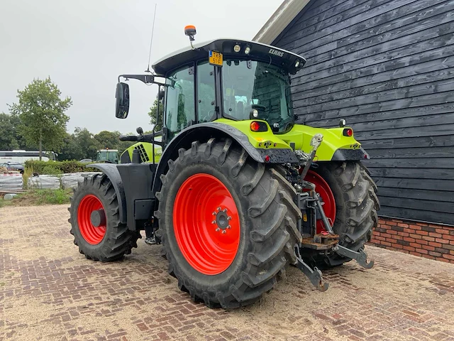 2020 claas arion 650 vierwielaangedreven landbouwtractor - afbeelding 31 van  35