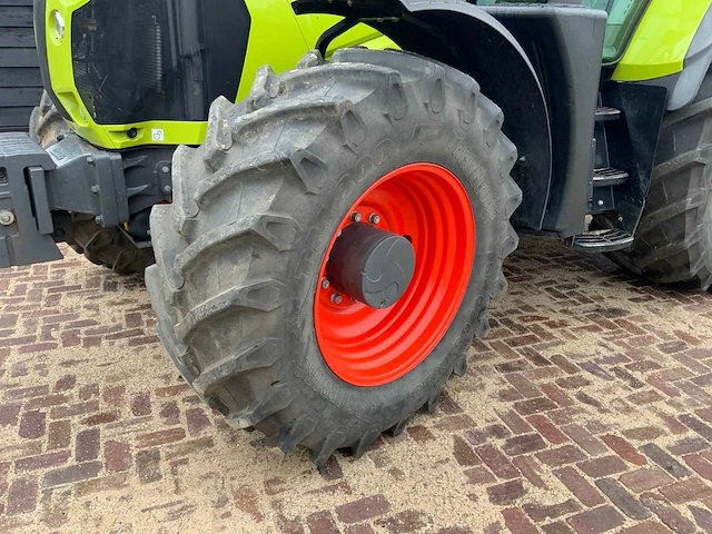2020 claas arion 650 vierwielaangedreven landbouwtractor - afbeelding 34 van  35