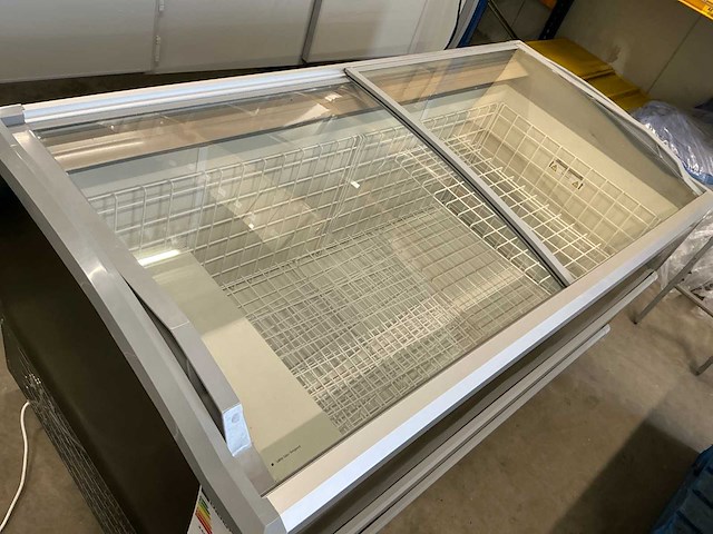 2020 combisteel ec80185 professionele koel- of vrieskast - afbeelding 12 van  13