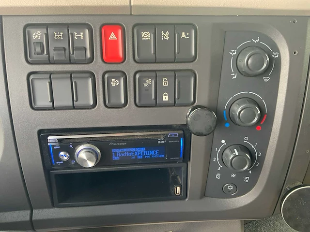 2020 daf lf210 bergingswagen - afbeelding 19 van  40