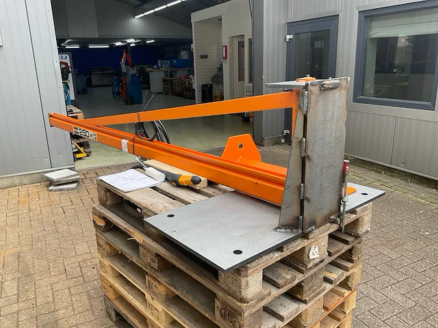 2020 demag dc-com 2-250 kettingtakel met zwenkarm - afbeelding 3 van  6