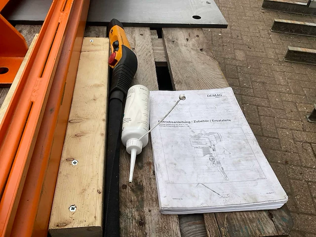 2020 demag dc-com 2-250 kettingtakel met zwenkarm - afbeelding 5 van  6