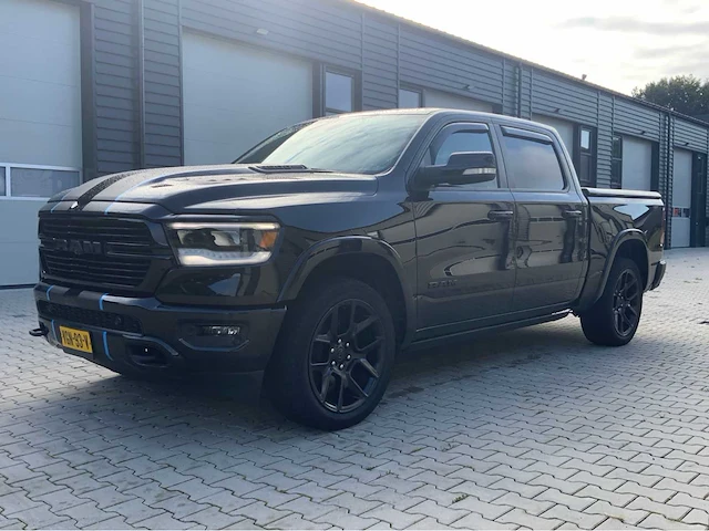 2020 dodge ram 1500 5.7 v8 4x4 cc laramie pick-up - afbeelding 1 van  46