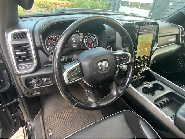 2020 dodge ram 1500 5.7 v8 4x4 cc laramie pick-up - afbeelding 15 van  46
