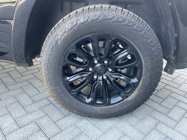 2020 dodge ram 1500 hemi 5.7l bedrijfswagen - afbeelding 23 van  25