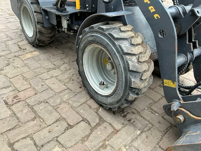 2020 eurotrac 800/w10 minigraafmachine / loader - afbeelding 3 van  37