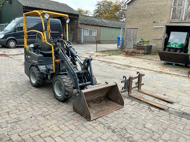 2020 eurotrac 800/w10 minigraafmachine / loader - afbeelding 12 van  37