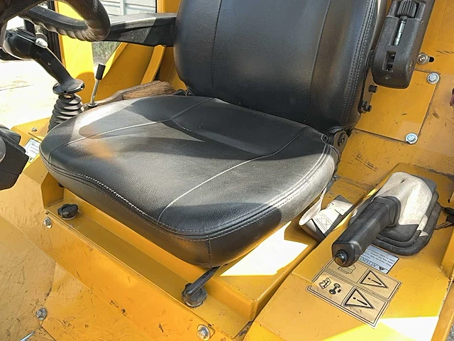 2020 eurotrac 8207w121cs shovel - afbeelding 50 van  64