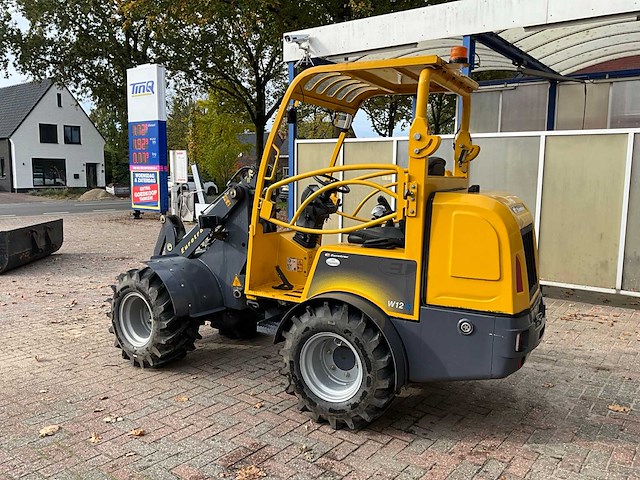 2020 eurotrac w12s shovel - afbeelding 18 van  23