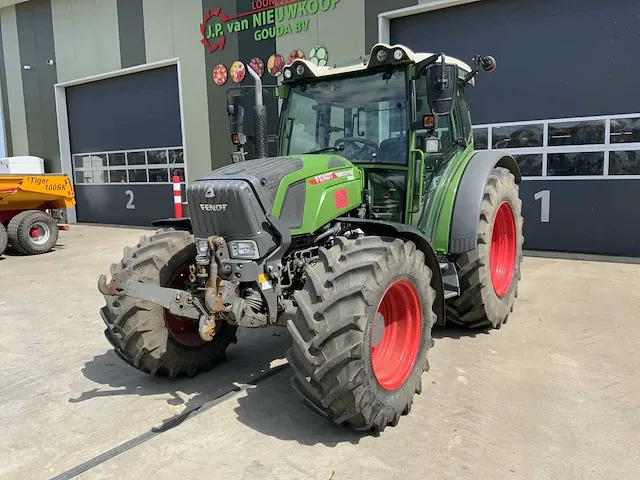 2020 fendt 211sa vierwielaangedreven landbouwtractor - afbeelding 1 van  38