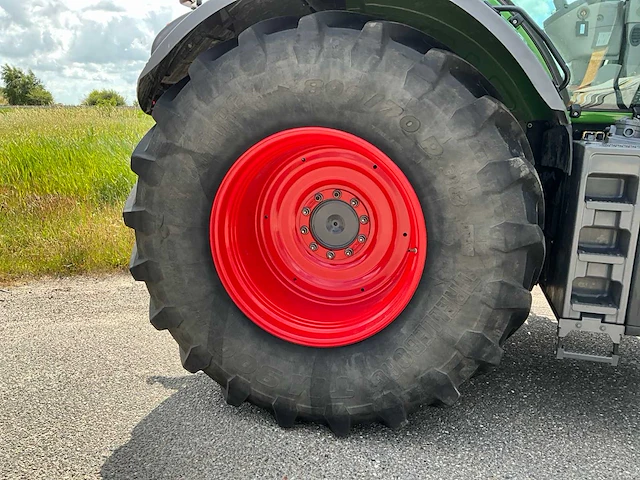 2020 fendt 828 vario s4 profi plus vierwielaangedreven landbouwtractor - afbeelding 17 van  41
