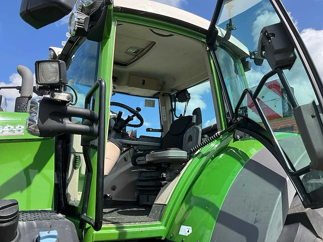 2020 fendt 828 vario s4 profi plus vierwielaangedreven landbouwtractor - afbeelding 21 van  41