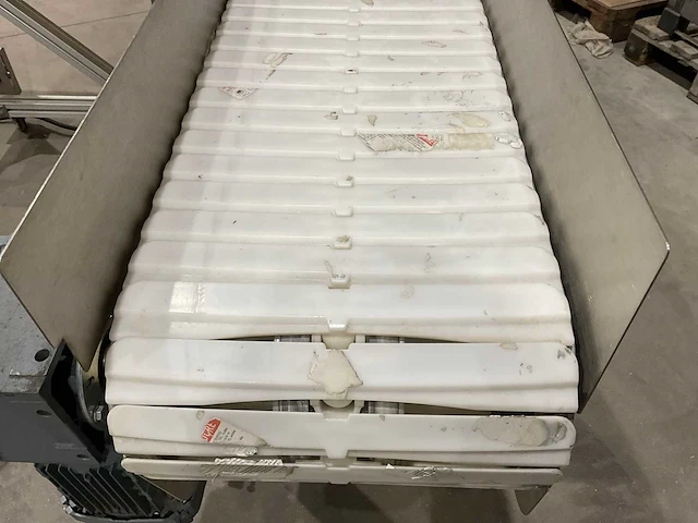 2020 flexlink x300 conveyor transportband 90 graden - afbeelding 9 van  11