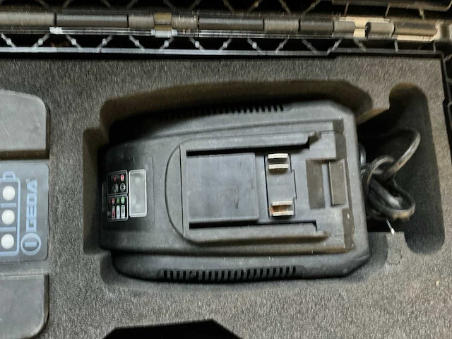 2020 geda accu ladderlift - afbeelding 4 van  13