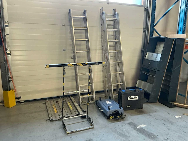 2020 geda accu ladderlift - afbeelding 1 van  13