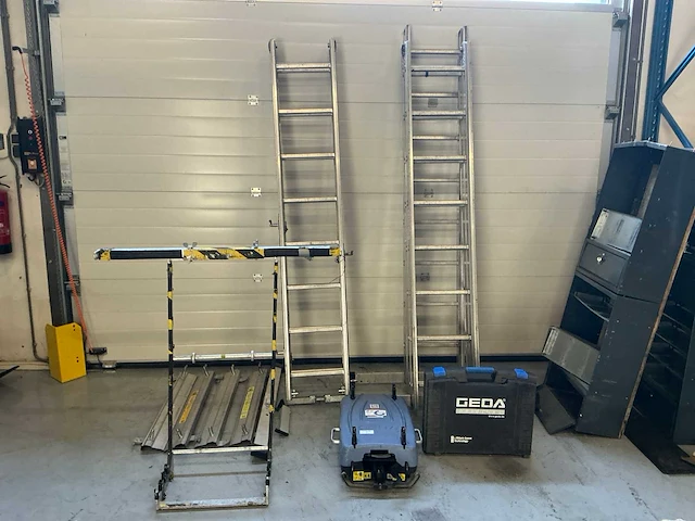 2020 geda accu ladderlift - afbeelding 6 van  13