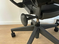 2020 herman miller mirra 2 bureaustoel (2x) - afbeelding 6 van  8