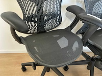 2020 herman miller mirra 2 bureaustoel (3x) - afbeelding 3 van  9