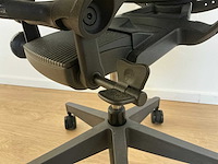2020 herman miller mirra 2 bureaustoel - afbeelding 6 van  8