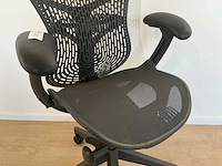 2020 herman miller mirra 2 bureaustoel - afbeelding 3 van  7