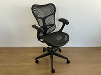 2020 herman miller mirra 2 bureaustoel - afbeelding 1 van  7