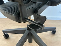 2020 herman miller mirra 2 bureaustoel - afbeelding 6 van  7