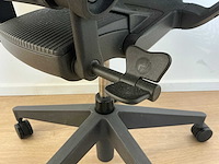 2020 herman miller mirra 2 bureaustoel - afbeelding 6 van  8