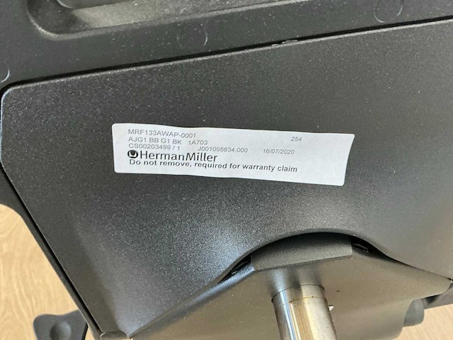 2020 herman miller mirra 2 bureaustoel - afbeelding 7 van  8