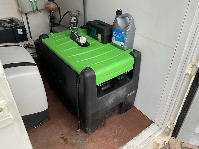 2020 infra solar 1902 off-grid/hybride energy unit 10kva/24kwh - afbeelding 10 van  35