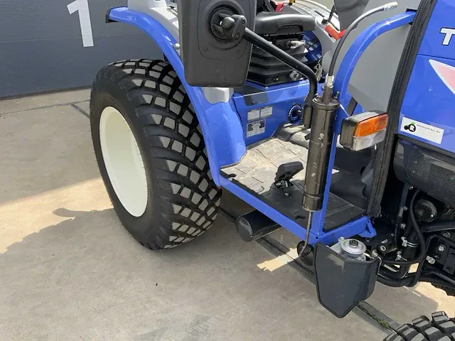 2020 iseki th5420 smalspoor- en compacttractor - afbeelding 7 van  39