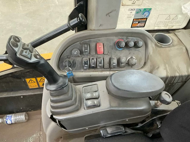 2020 jcb tm320 t4f telescopische wiellader - afbeelding 8 van  26