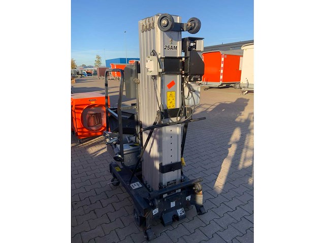 2020 jlg 25am hoogwerker - afbeelding 4 van  9