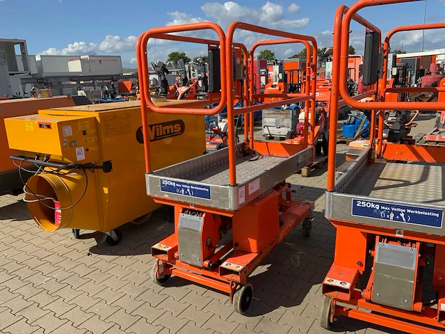 2020 jlg power towers personenlift - afbeelding 1 van  9