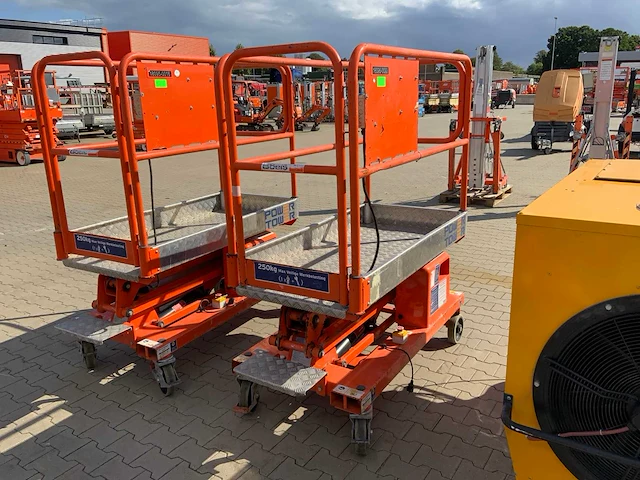 2020 jlg power towers personenlift - afbeelding 2 van  9