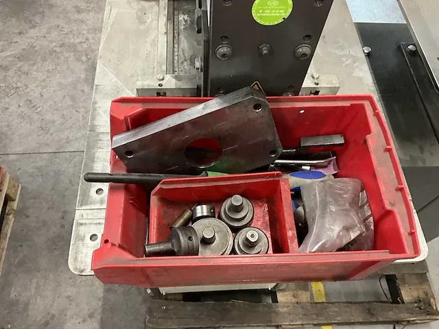 2020 jörg 1069 hydraulische ponsmachine - afbeelding 3 van  11