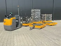 2020 jungheinrich ezs 350 industriële trekker met trein aanhangers