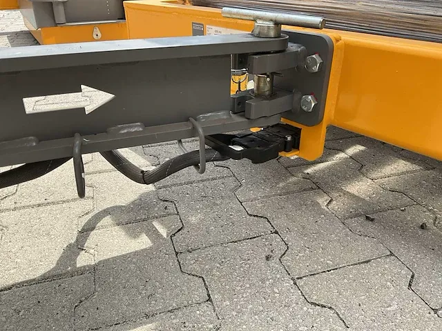 2020 jungheinrich ezs 350 industriële trekker met trein aanhangers - afbeelding 29 van  53