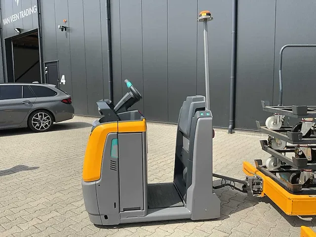 2020 jungheinrich ezs 350 industriële trekker met trein aanhangers - afbeelding 9 van  53