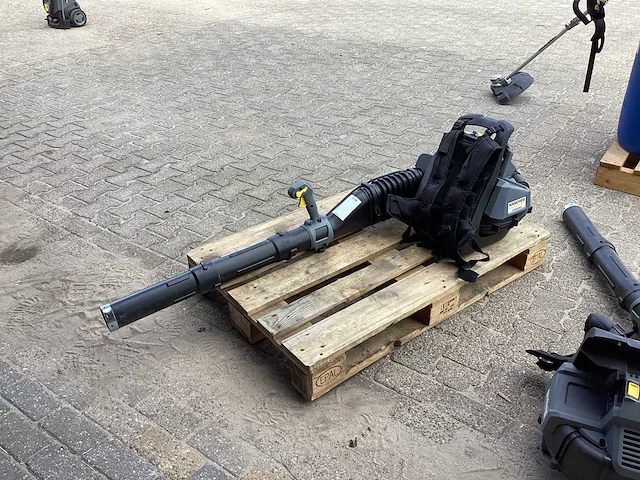 2020 kärcher professional lbb 1060/36 bladblazer - afbeelding 2 van  7