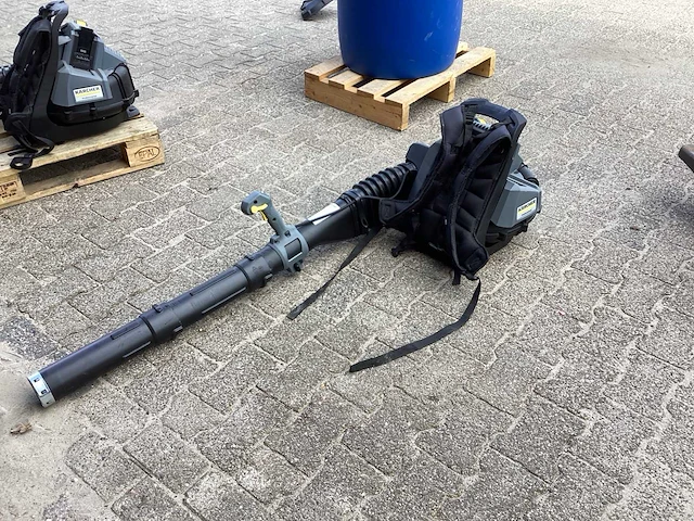2020 kärcher professional lbb 1060/36 bladblazer - afbeelding 2 van  6