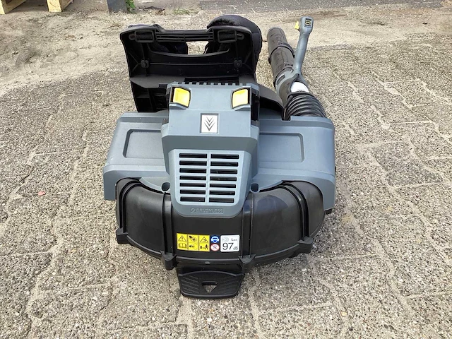 2020 kärcher professional lbb 1060/36 bladblazer - afbeelding 5 van  6