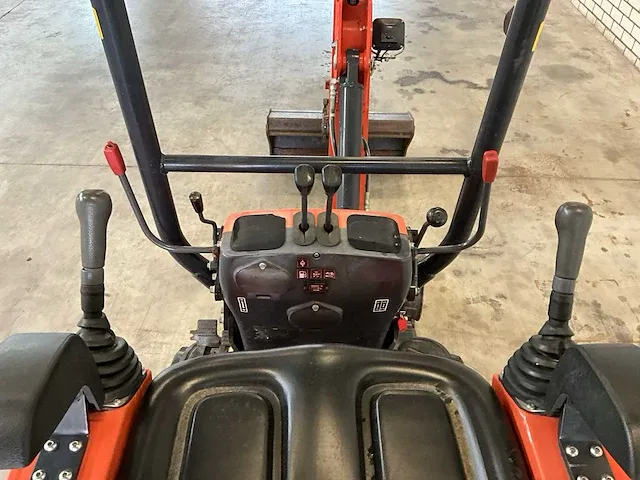 2020 kubota - u10-3 ergo control - minigraafmachine - afbeelding 28 van  41