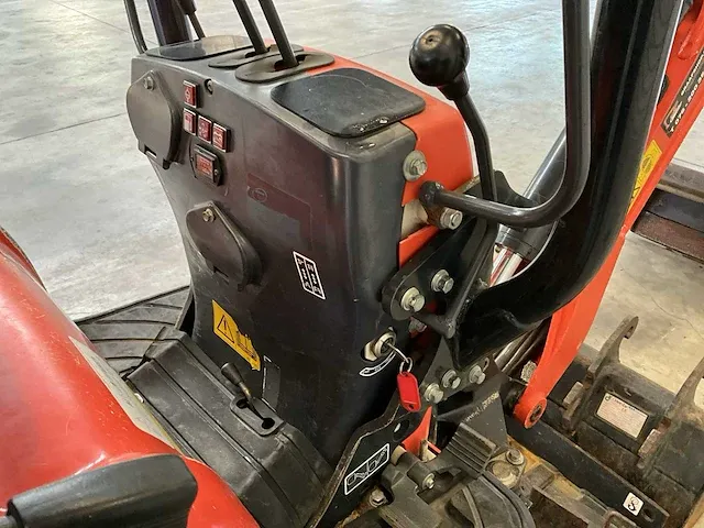 2020 kubota - u10-3 ergo control - minigraafmachine - afbeelding 30 van  41