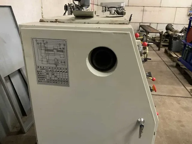 2020 lathe machine c6150x2000 handbediende draaibank - afbeelding 14 van  26