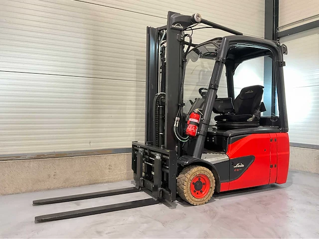 2020 linde e16-02 lepelversteller vorkheftruck - afbeelding 1 van  22