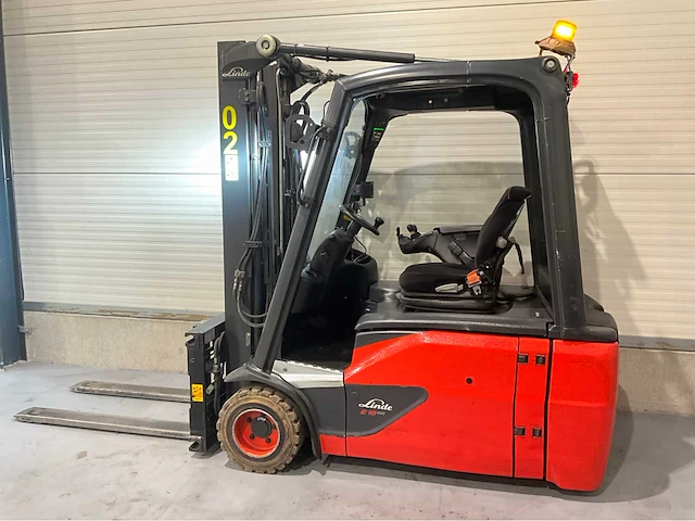 2020 linde e18l-02 1800kg bomvolle vorkheftruck - afbeelding 18 van  24