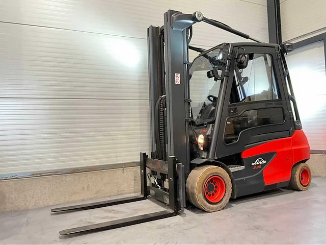 2020 linde e30-01 3000kg vorkheftruck - afbeelding 1 van  22