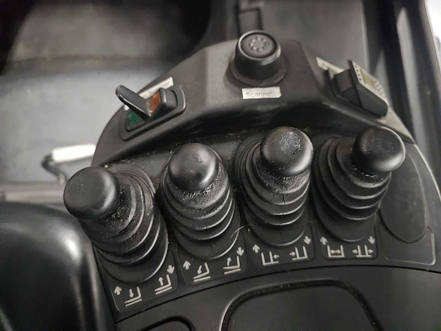 2020 linde e45hl-01/600 4500kg multi-vorkversteller met klem vorkheftruck - afbeelding 15 van  27