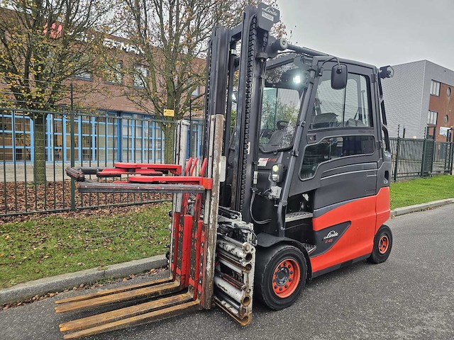 2020 linde e45hl-01/600 4500kg multi-vorkversteller met klem vorkheftruck - afbeelding 12 van  27