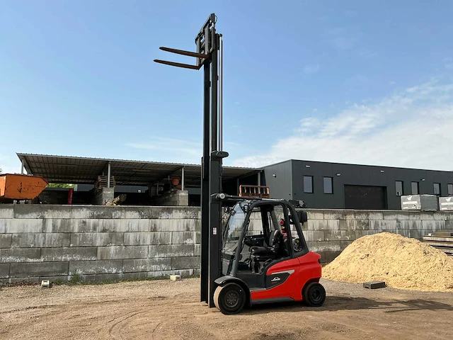 2020 linde h35t-01 vorkheftruck - afbeelding 11 van  18